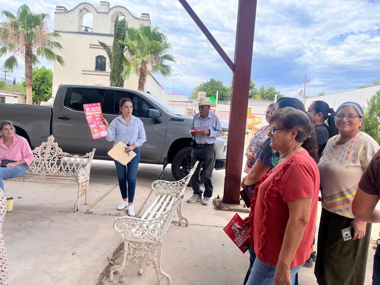 ENTREGA DE DESPENSAS EN SANTO TOMÁS
