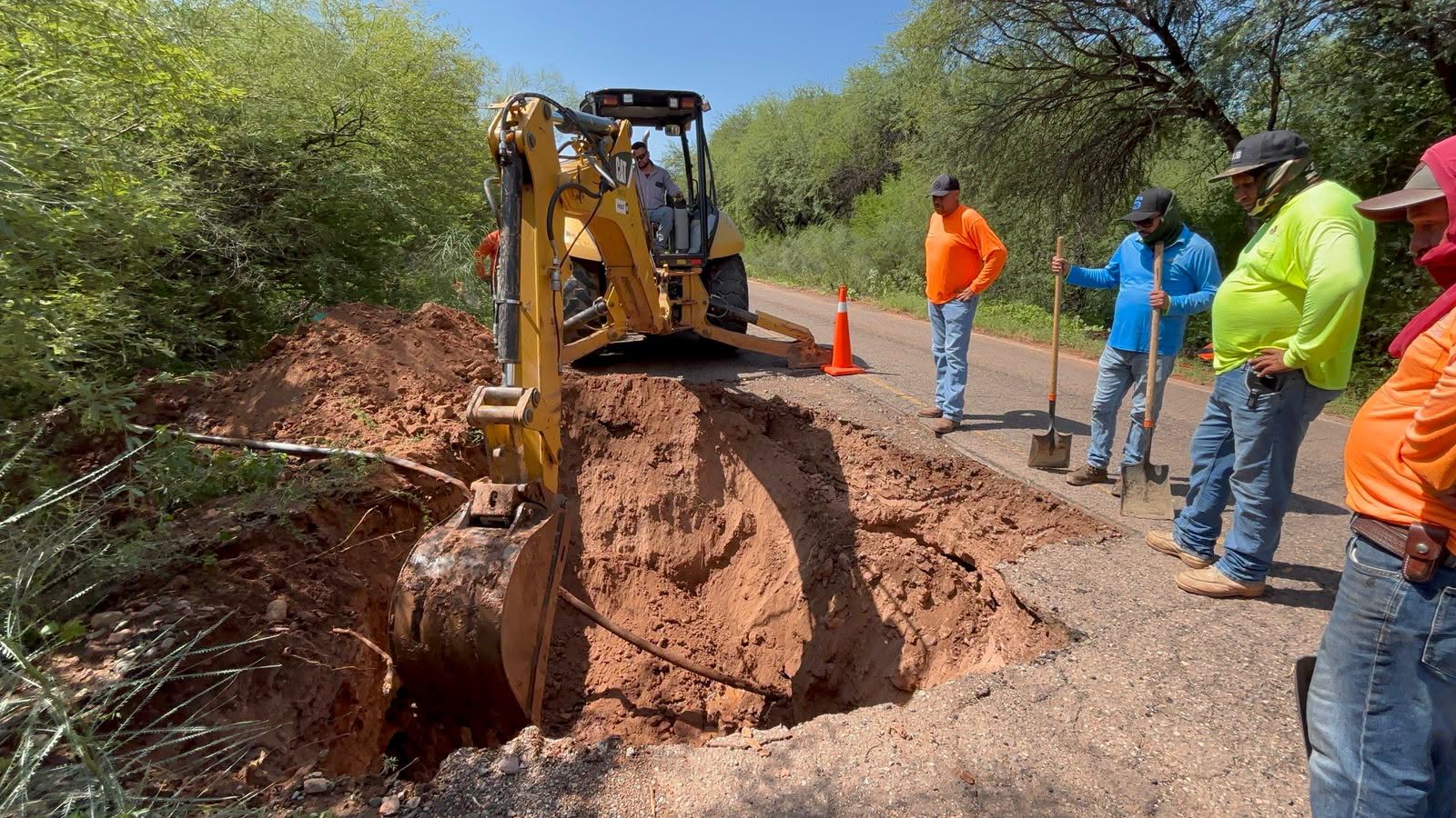 REPARACIÓN DE DRENAJE PLUVIAL EN LA CARRETERA A LA MESITA