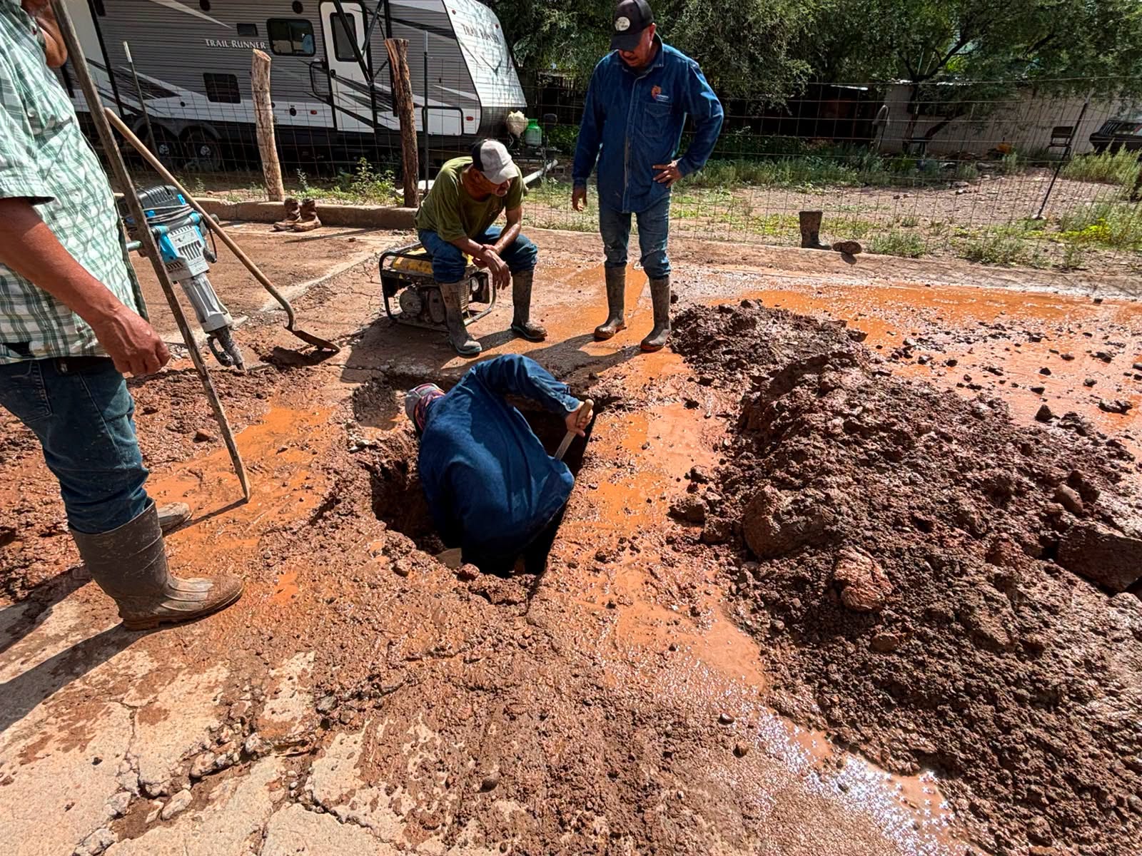REPARACIÓN DE FUGA DE AGUA